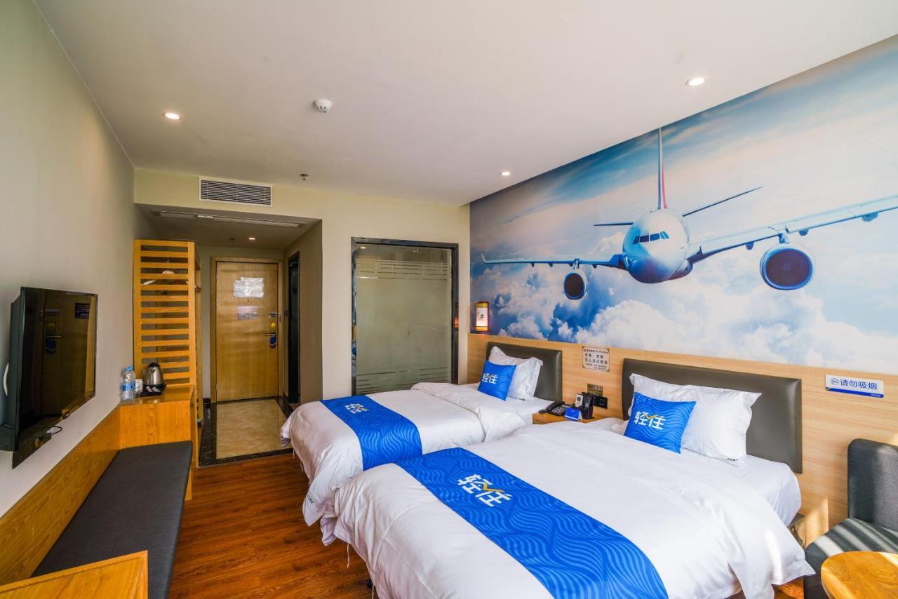Felice Hotel-Guangzhou Baiyun International Airport Renhe Metro Station Branch Bagian luar foto