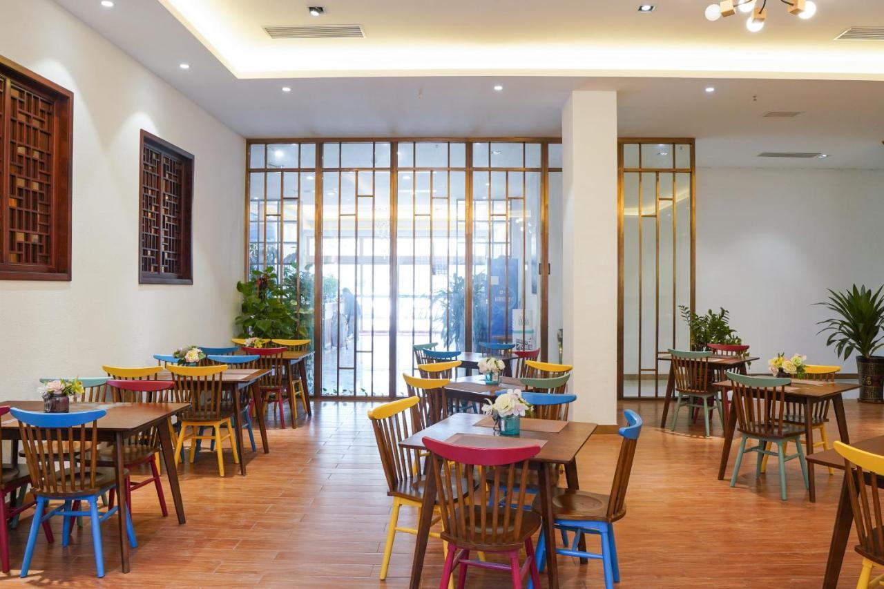 Felice Hotel-Guangzhou Baiyun International Airport Renhe Metro Station Branch Bagian luar foto