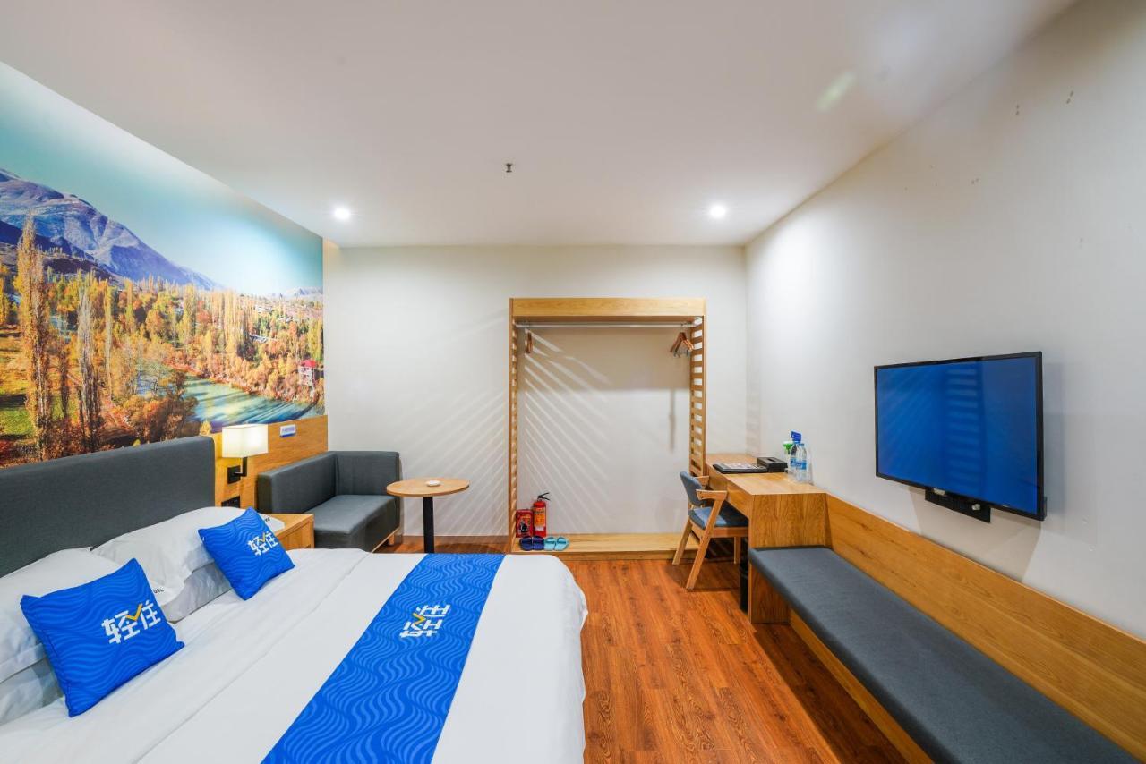 Felice Hotel-Guangzhou Baiyun International Airport Renhe Metro Station Branch Bagian luar foto